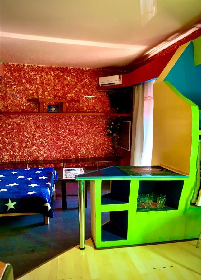 One-Bedroom Apartment On Gagarina Kharkov Ngoại thất bức ảnh
